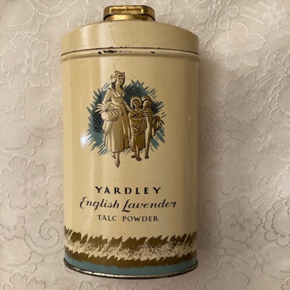 1940's Yardley English Lavender Talc Powder